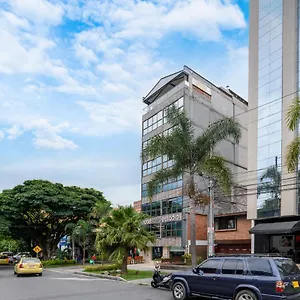 Med Estadio Hotel