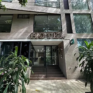 Zona Hotel