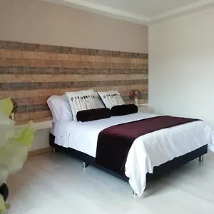 Apartasuite Laureles Cmc Aparthotel